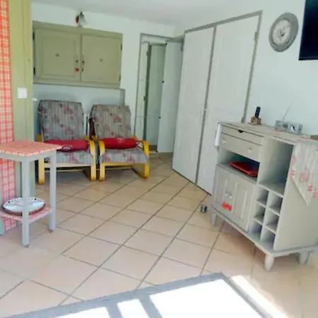 35 M² Bord De Aix Les Bains アパート