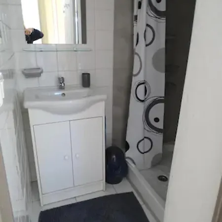 アパート 35 M² Bord De Aix Les Bains エクスレバン